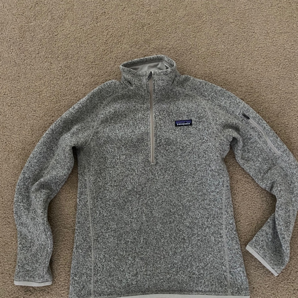 Womens Cream Patagonia quarter zip